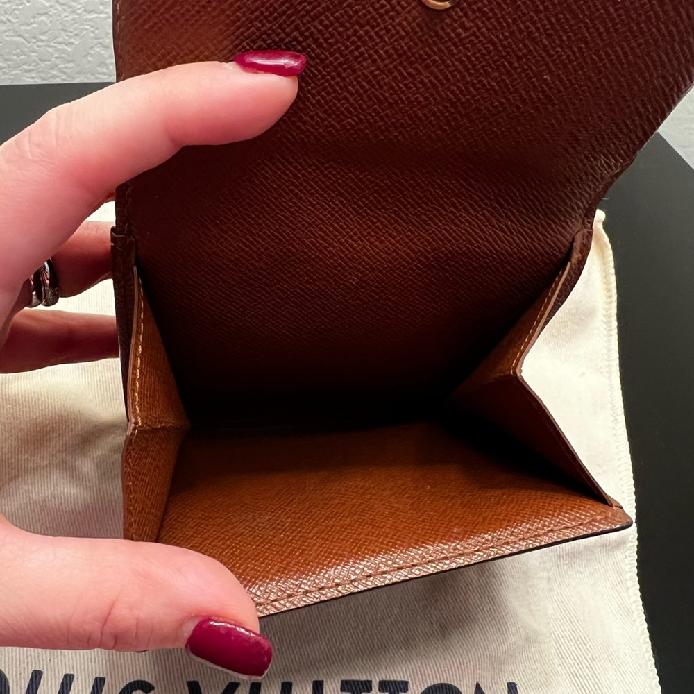 LV Wallet Authentic - Picture 7 of 11